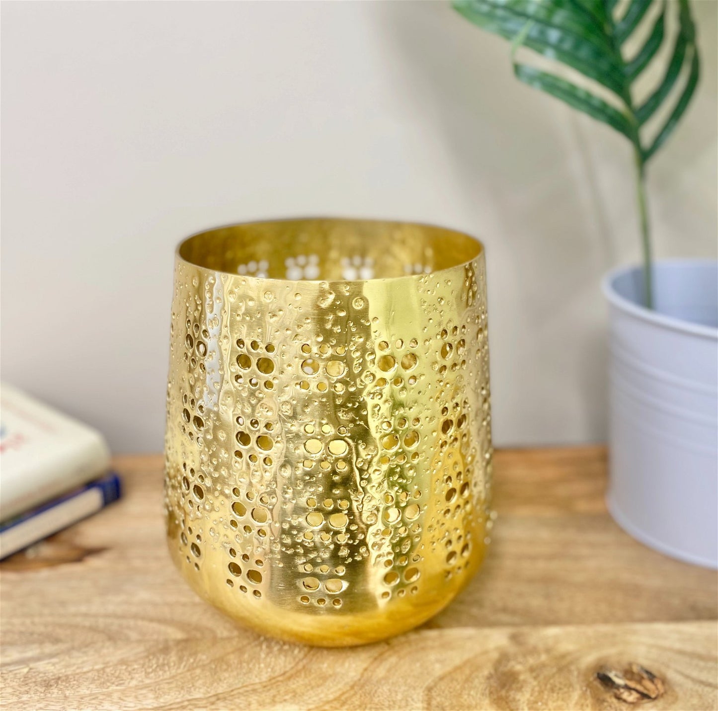 Large Gold Candle Pot 20cm