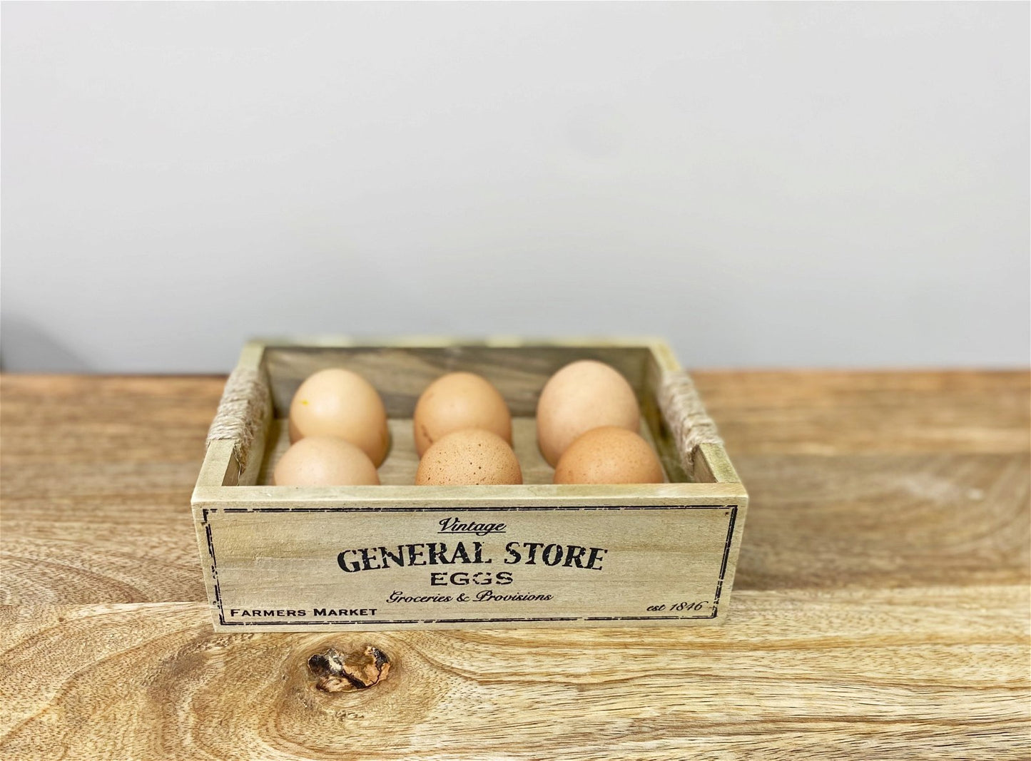 Wooden String Handle Egg Crate 19cm