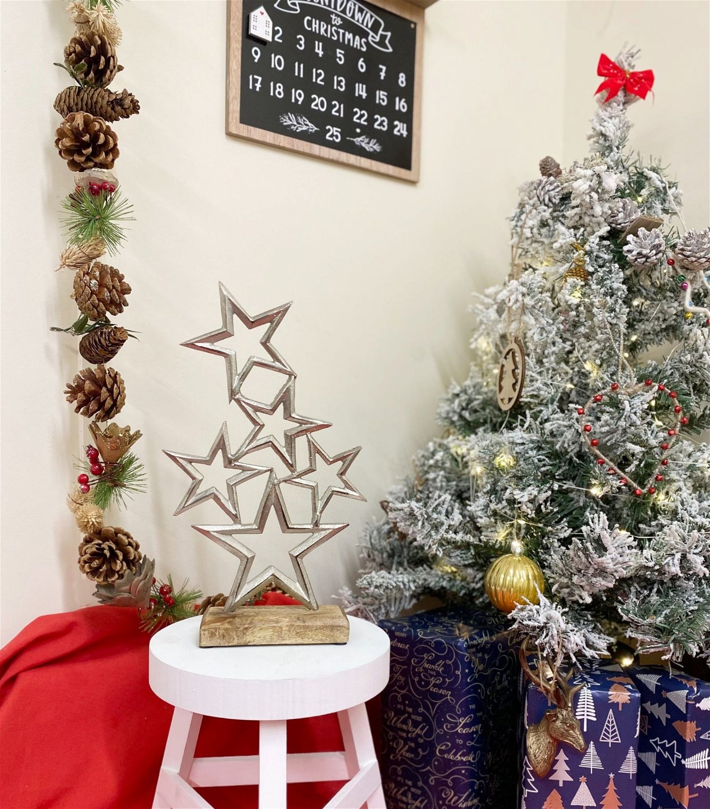 Silver Metal Stars On Wood Plinth